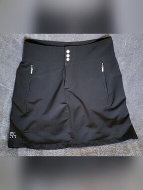 FLAWLESS Kastel Denmark Black Athletic Skort Size 2/4 High Quality $109 Original